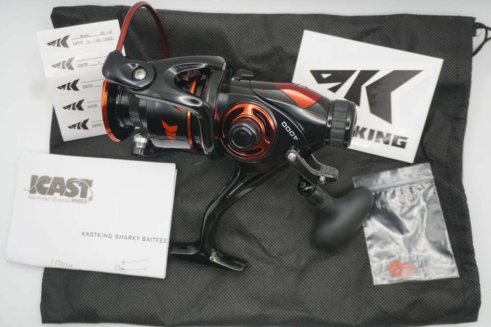 KastKing Sharky Baitfeeder III Spinning Fishing Reel 4000
